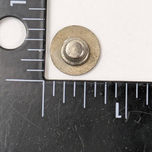 Vtg 1973 Taipei Radiological Protection Enamel Pinback Red Blue Science Badge - Picture 2 of 2